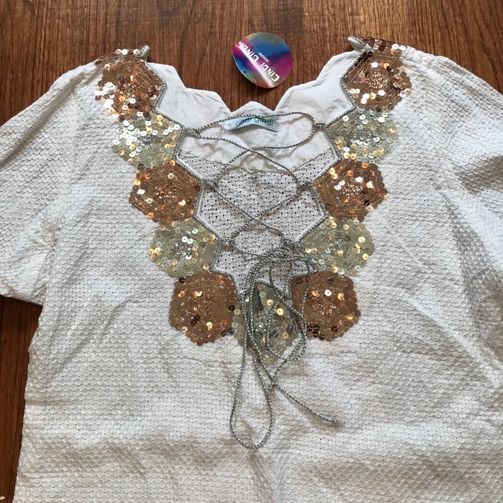 CINDI GINDI**White Embellished Cover-Up**S/M - Picture 2 of 8